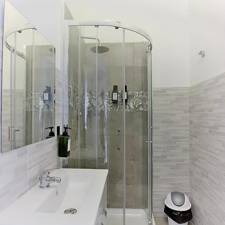 Апартаменты Rho Fiera Near The Metro Перо